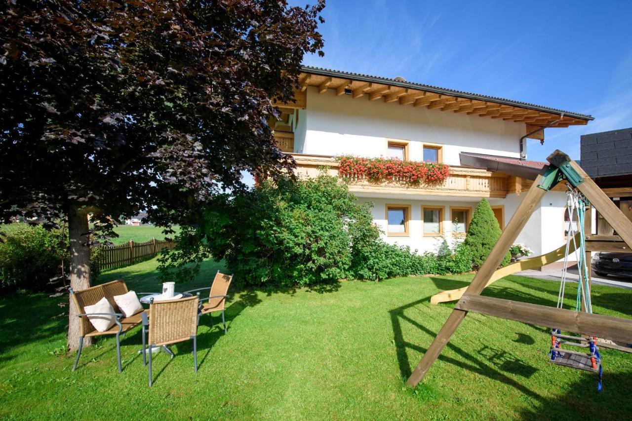 Appartement-Gaestehaus Ursula Flachau Buitenkant foto