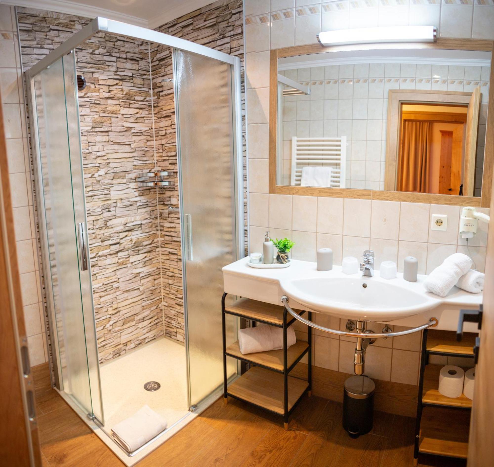 Appartement-Gaestehaus Ursula Flachau Buitenkant foto